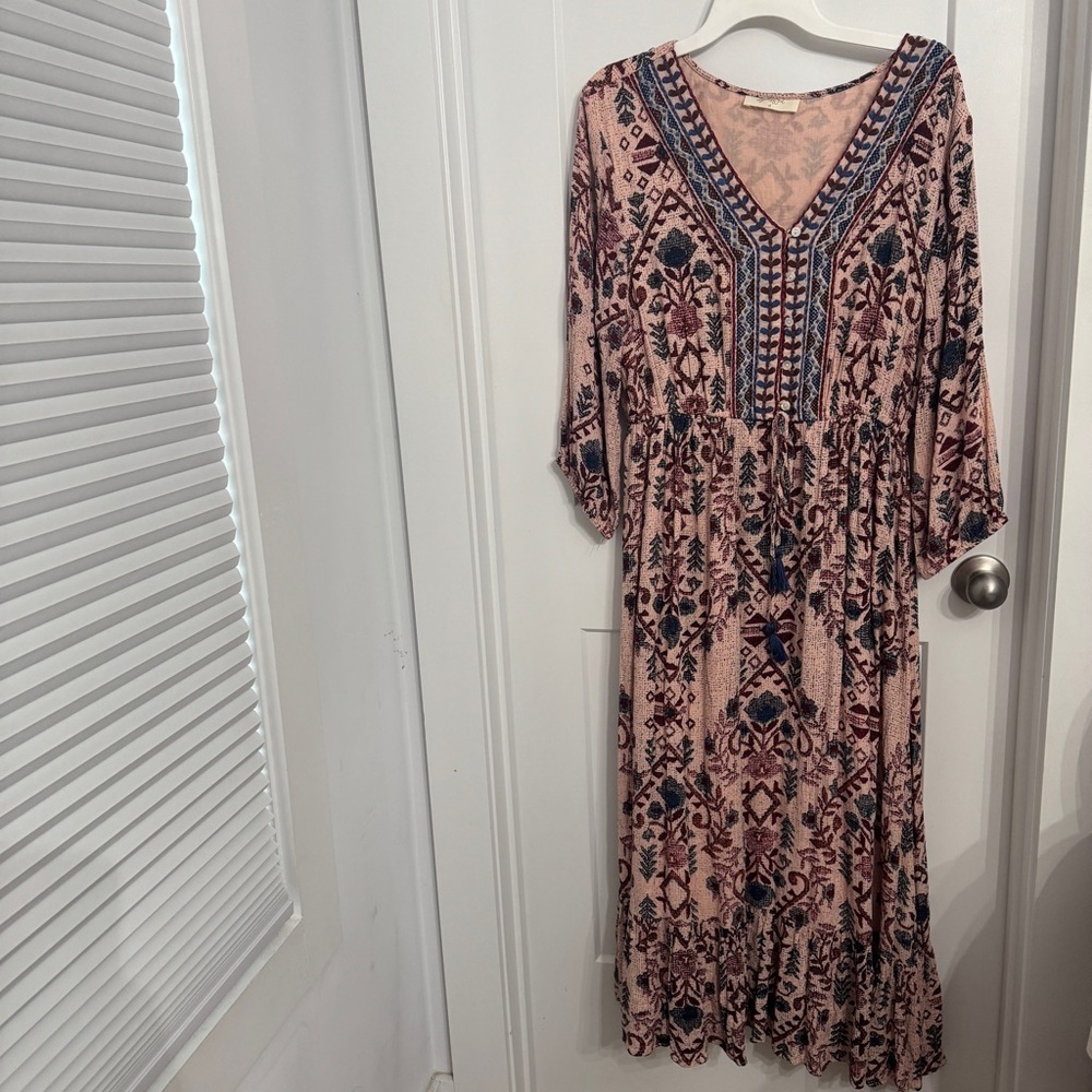A Beautiful Soul Embroidered Floral Maxi Dress Like New Size XL Boho Blush
